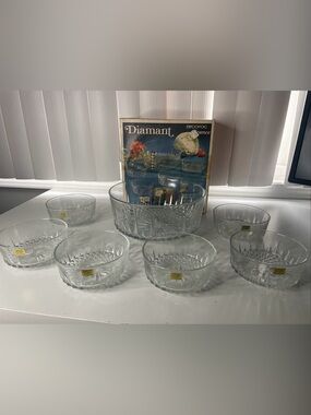 ARCOROC FRANCE DIAMANT TEMPERED GLASS 7 PIECE SET ONE 9" & SIX 5" SALAD BOWLS!